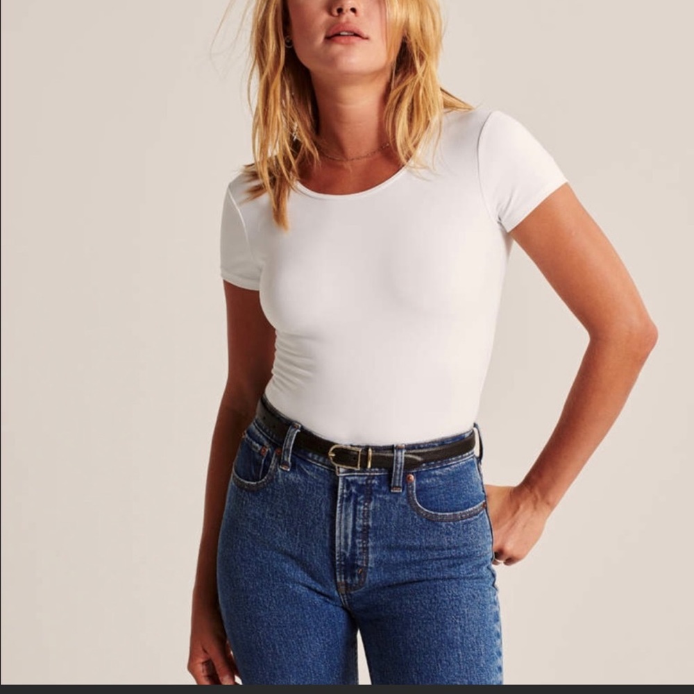Abercrombie & Fitch short sleeve seamless bodysuit